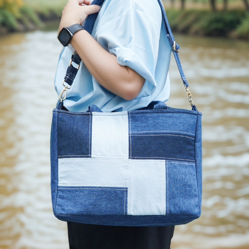 Recycle Mid Blue Reworked Patched Large Capacity Denim Tote Bag For Women
